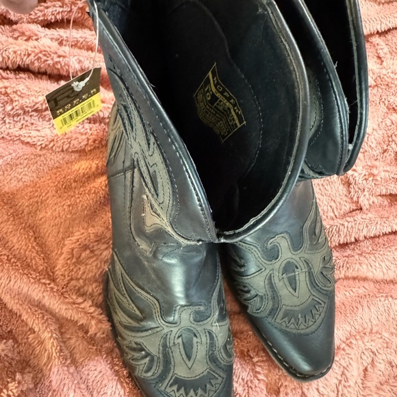 Roper Black Embroidered Heeled Boots - Picture 1 of 4